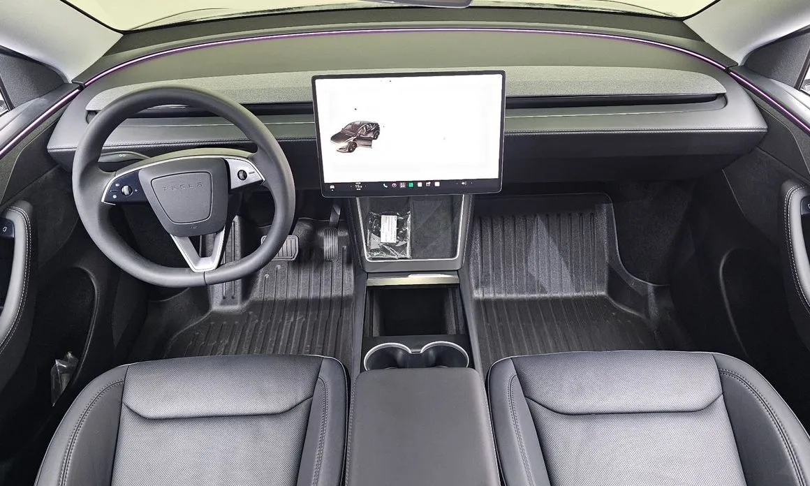 Tesla Model Y — фото 9