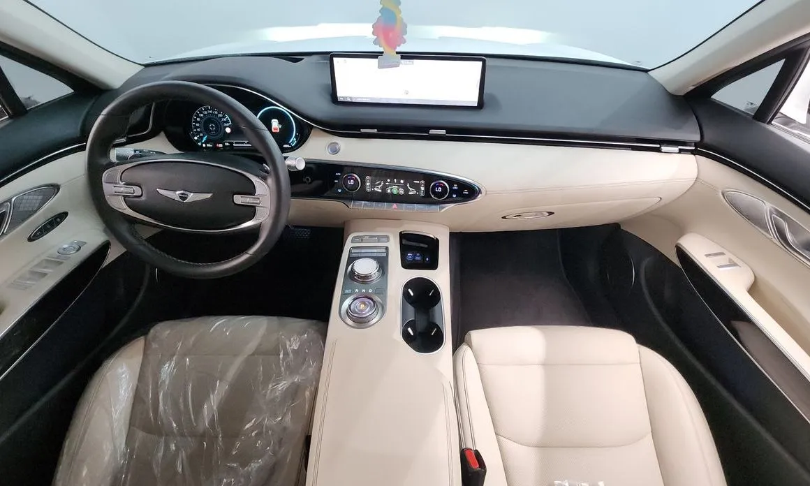 Genesis GV70 2023 из KR, фото 6