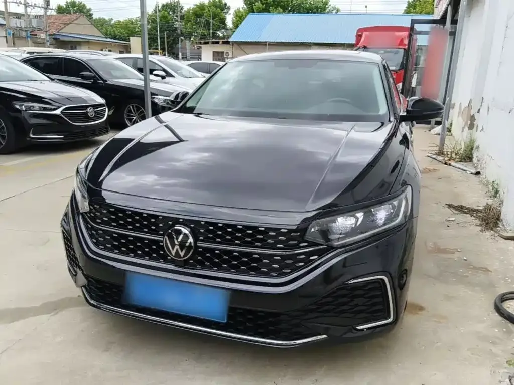 Volkswagen Passat — фото 5