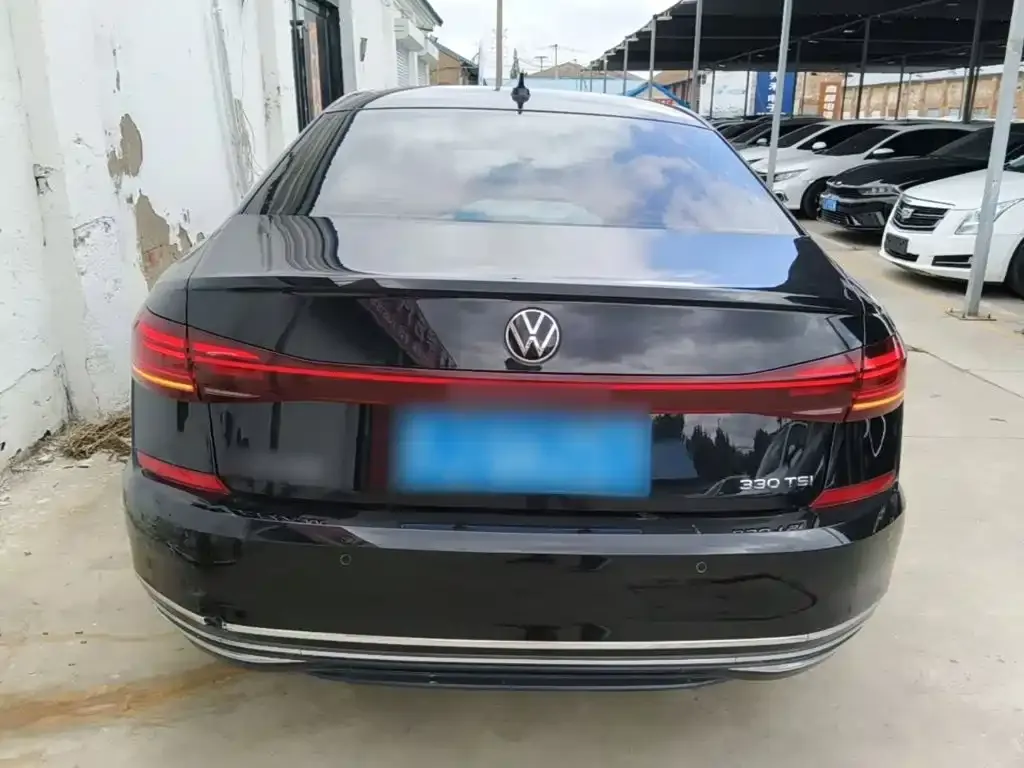 Volkswagen Passat — фото 4