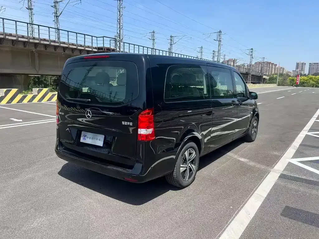Mercedes-Benz Vito — фото 10