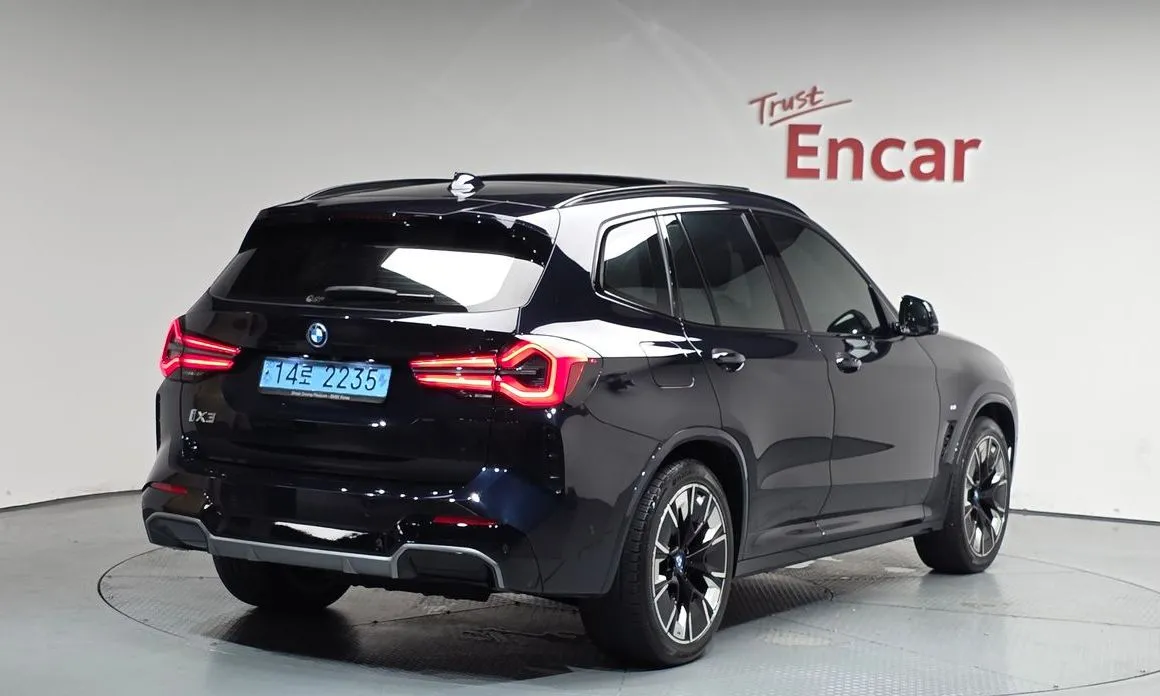 BMW iX3 2023 из KR, фото 10
