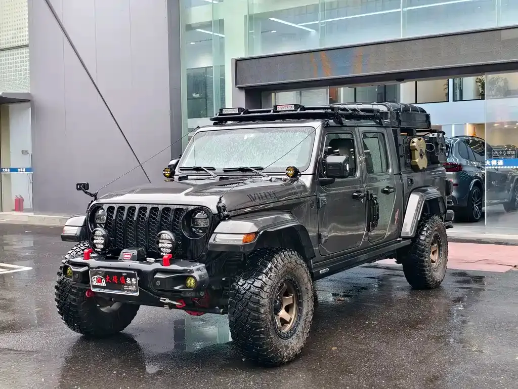 Jeep Gladiator — фото 1