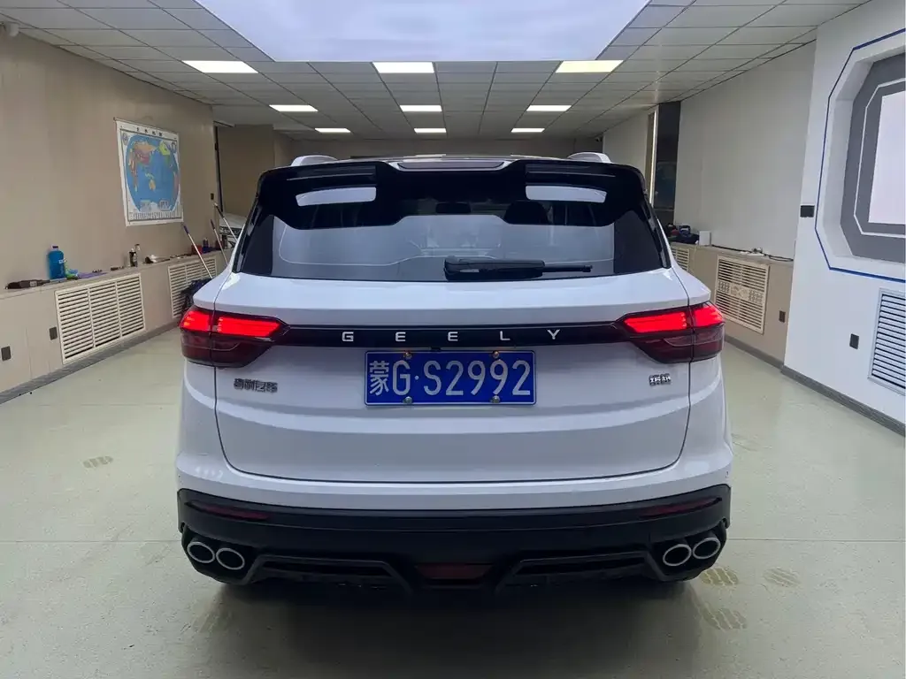 Geely Binyue 2022 из CN, фото 2