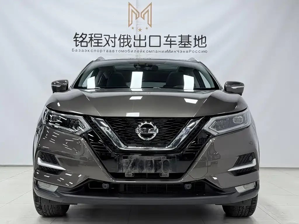 Nissan Qashqai — фото 7