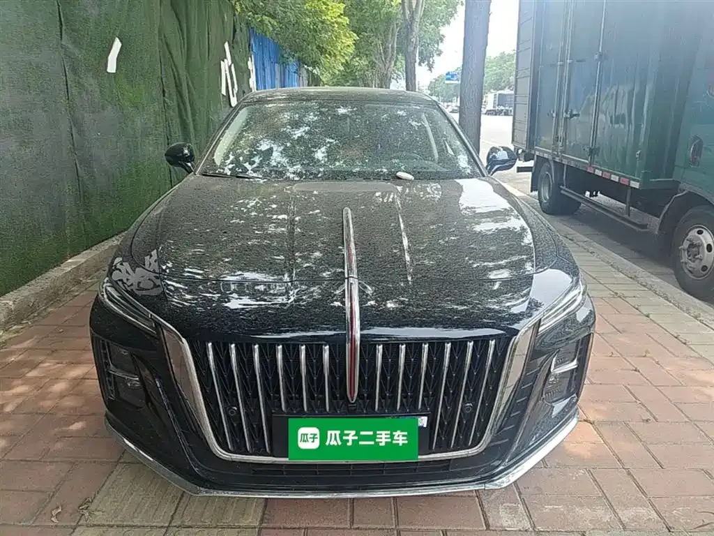 Hongqi H5 — фото 10