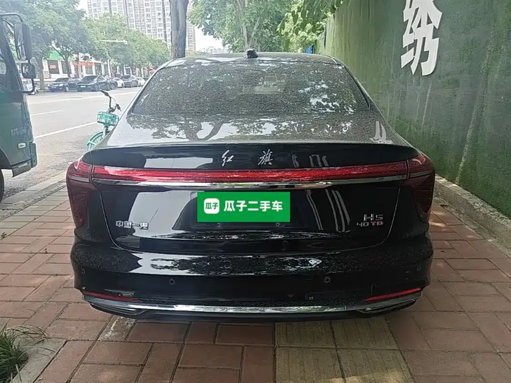 Hongqi H5 — фото 8