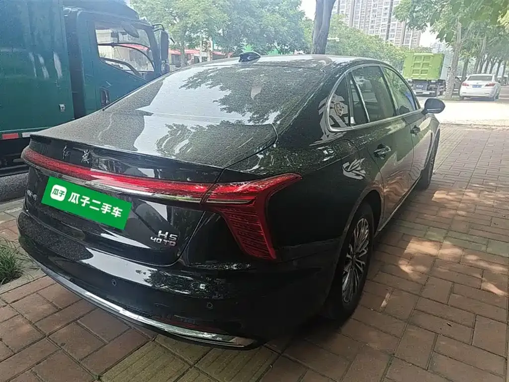 Hongqi H5 — фото 2