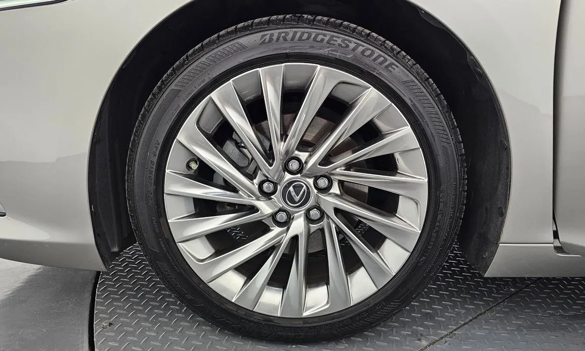 Lexus ES 2022 из KR, фото 9