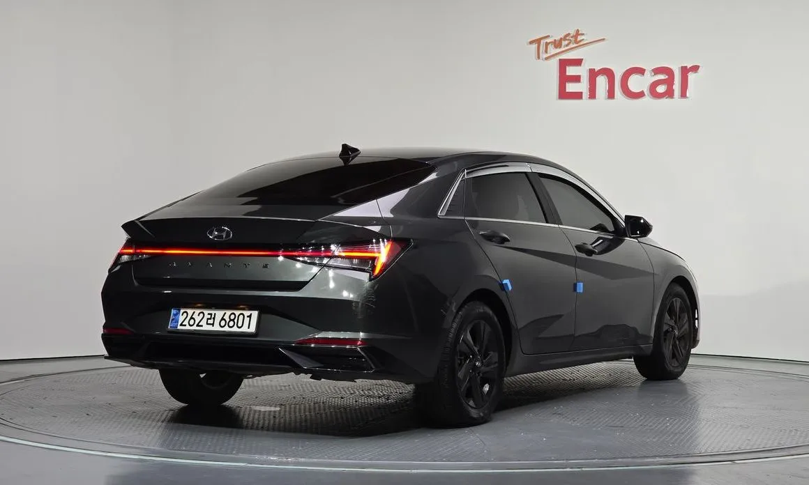 Hyundai AVANTE 2021 из KR, фото 2