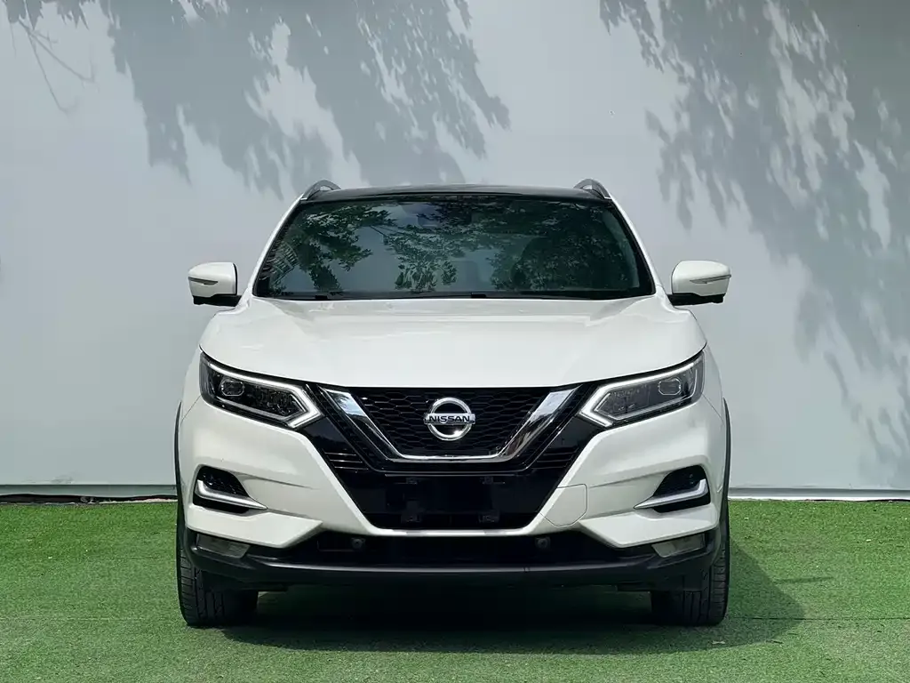 Nissan Qashqai — фото 9