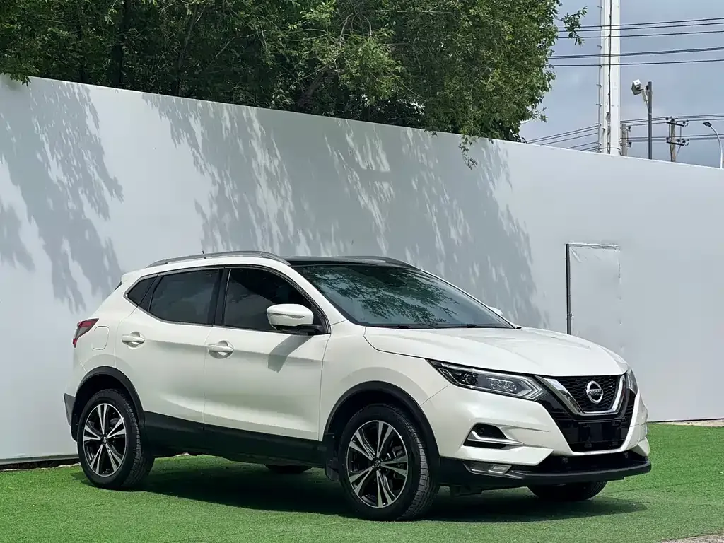 Nissan Qashqai — фото 5