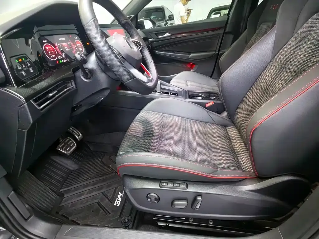 Volkswagen Golf GTI 2022 из CN, фото 6