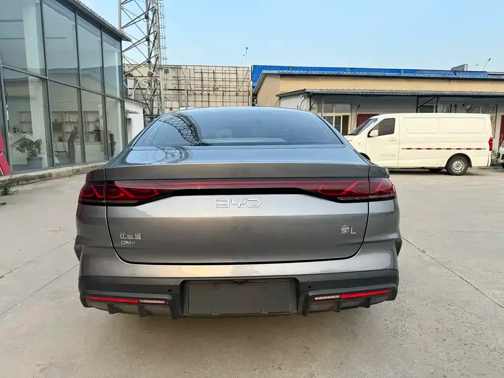 BYD Qin L — фото 3