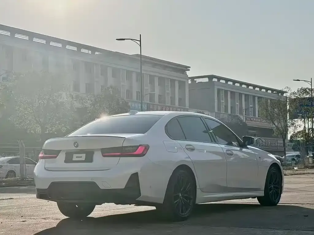 BMW 3 Series — фото 4