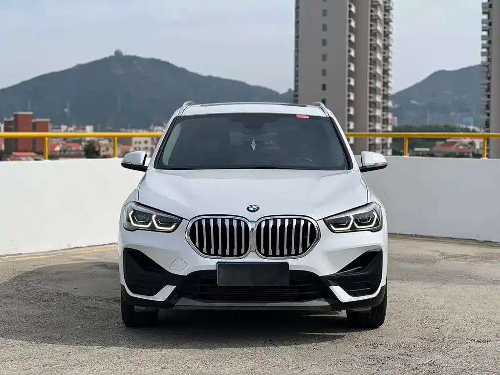 BMW X1 — фото 4