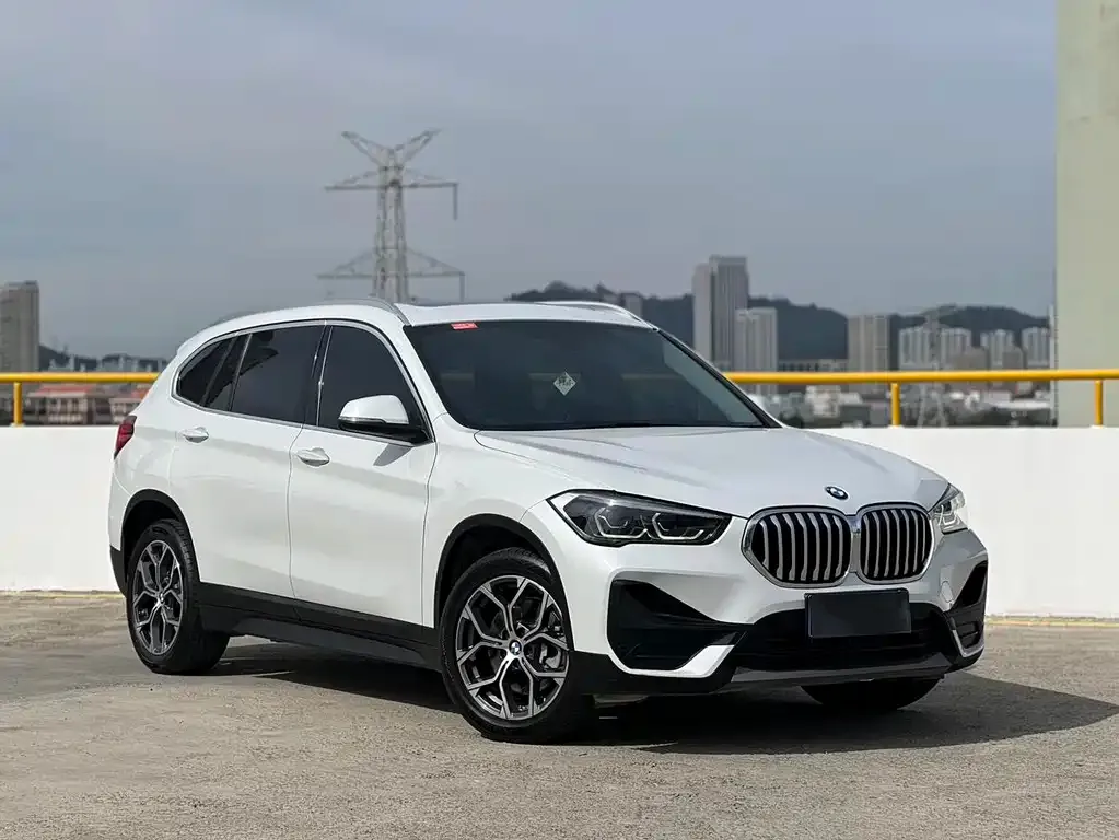 BMW X1 — фото 6