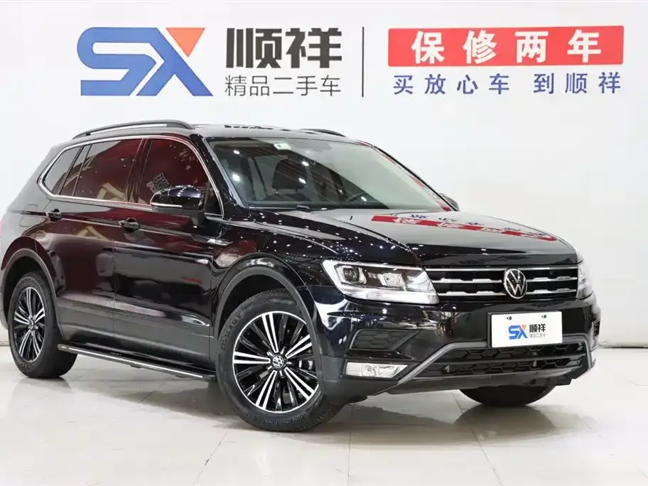 Volkswagen Tiguan L — фото 4