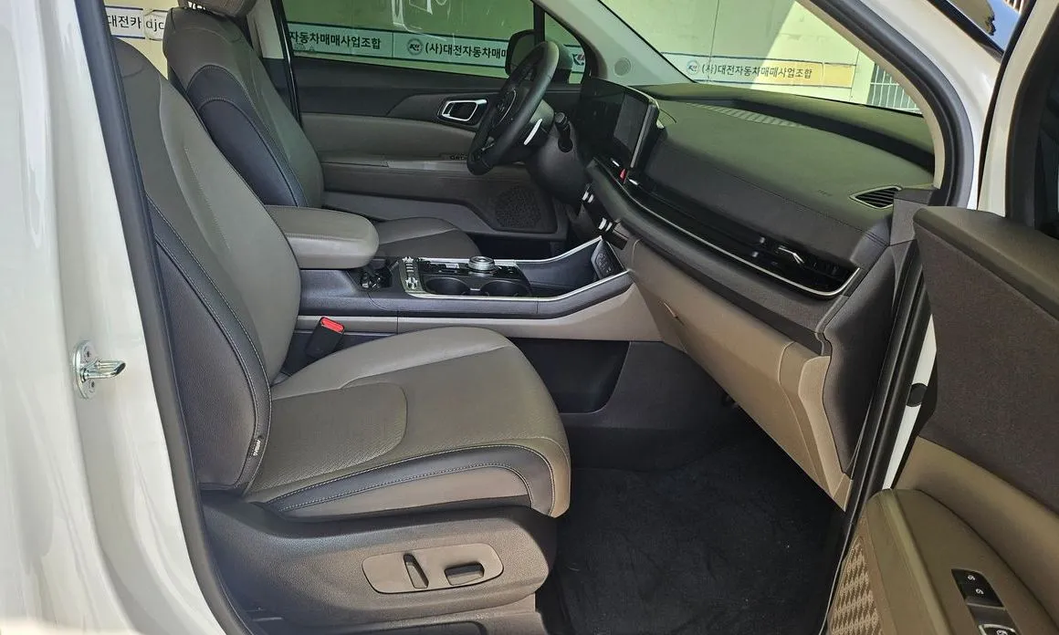 Kia Carnival 2025 из KR, фото 2