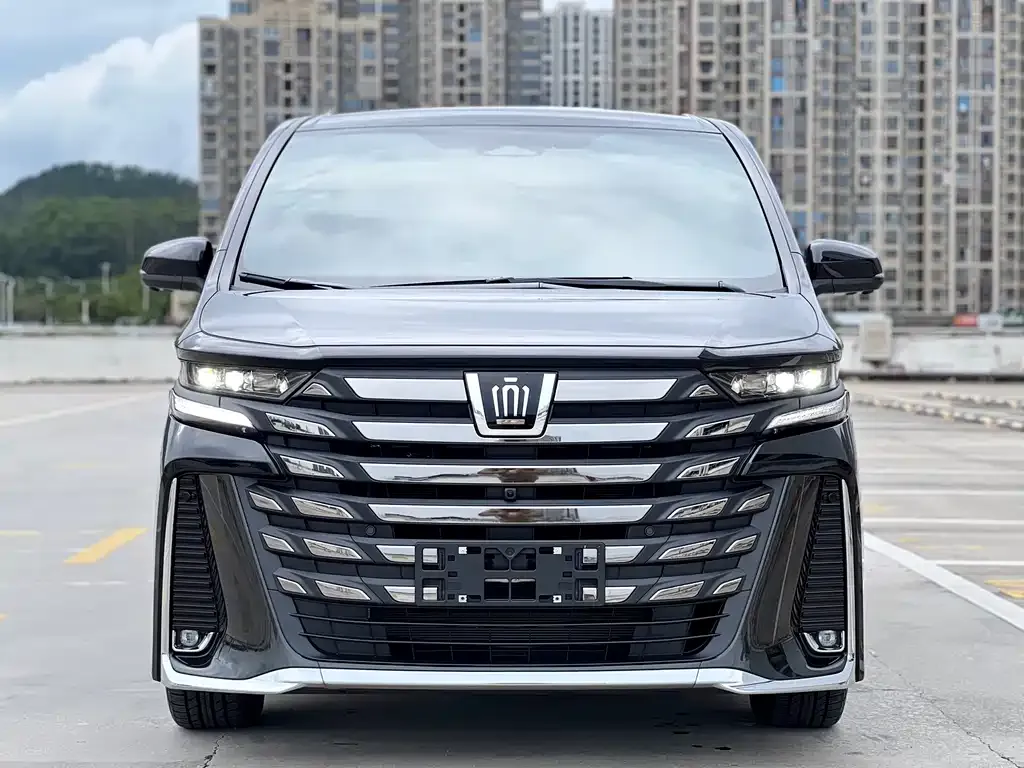 Toyota Vellfire — фото 8