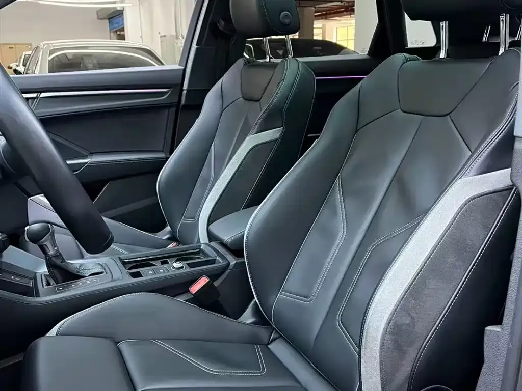 Audi Q3 — фото 2