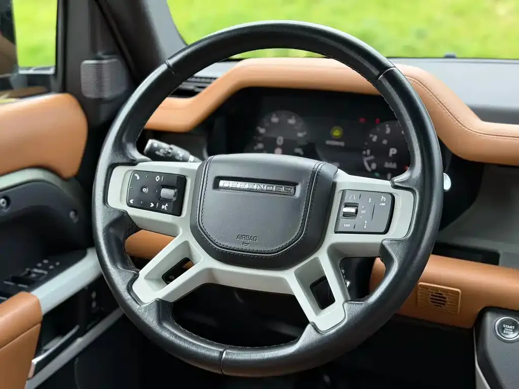 Land Rover Defender — фото 2