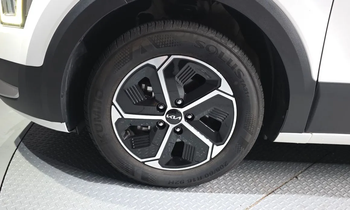 Kia Niro 2022 из KR, фото 9