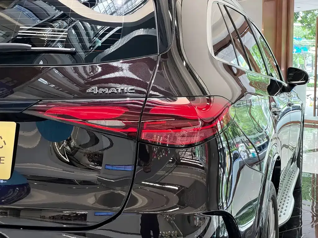 Mercedes-Benz GLC 2023 из CN, фото 9