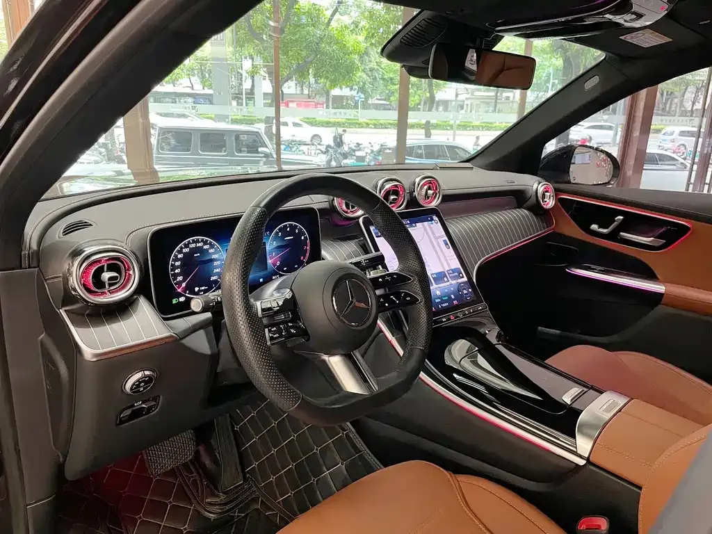 Mercedes-Benz GLC 2023 из CN, фото 2