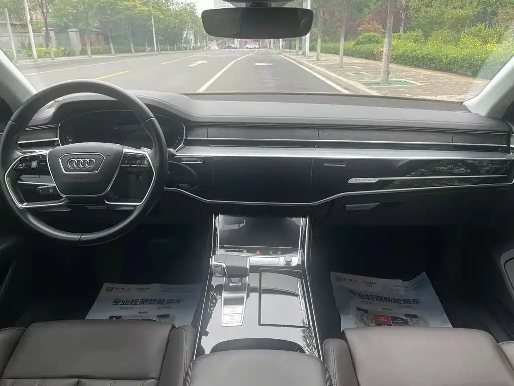 Audi A8 2024 из CN, фото 6