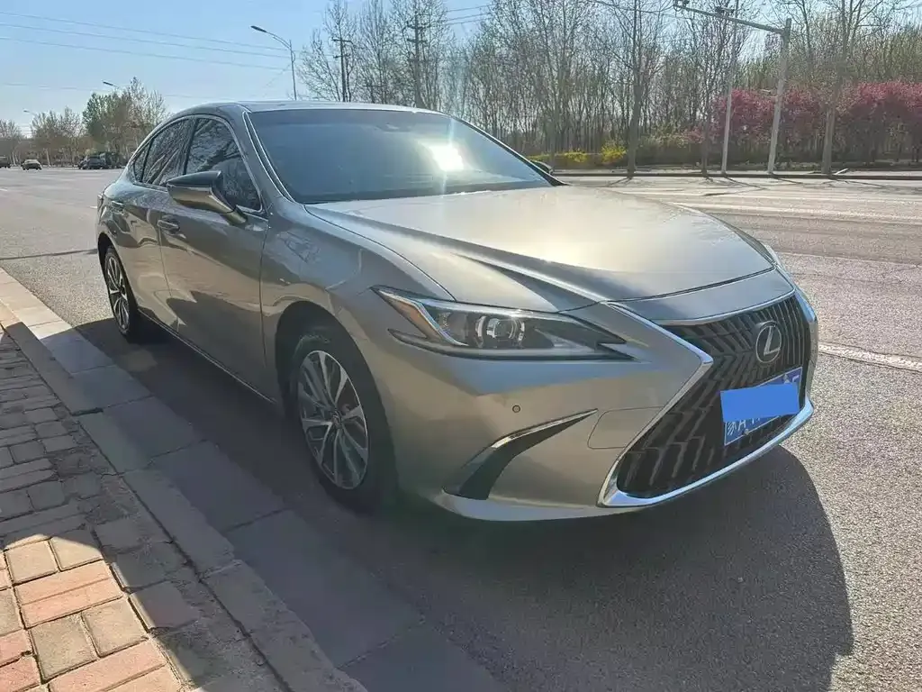 Lexus ES 2024 из CN, фото 8