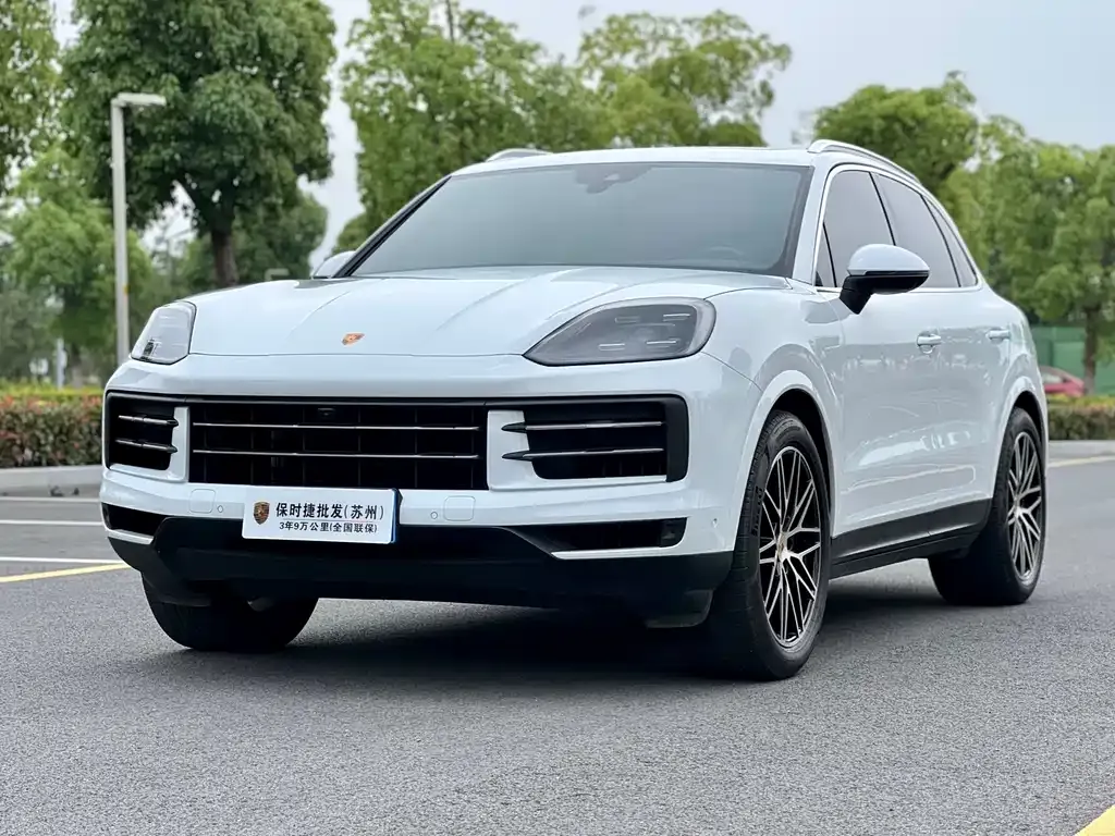 Porsche Cayenne — фото 1