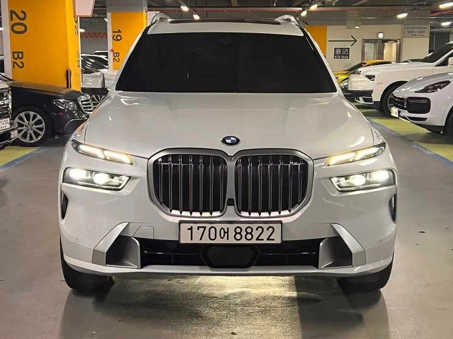 BMW X7 2024 из KR, фото 8