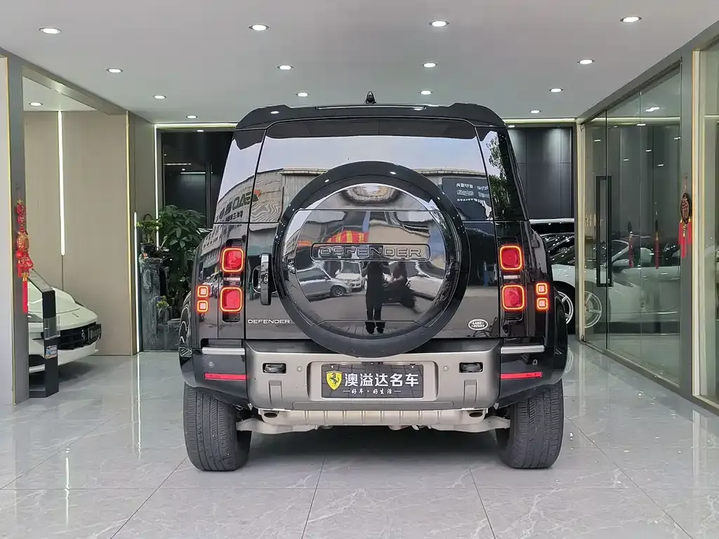 Land Rover Defender — фото 5