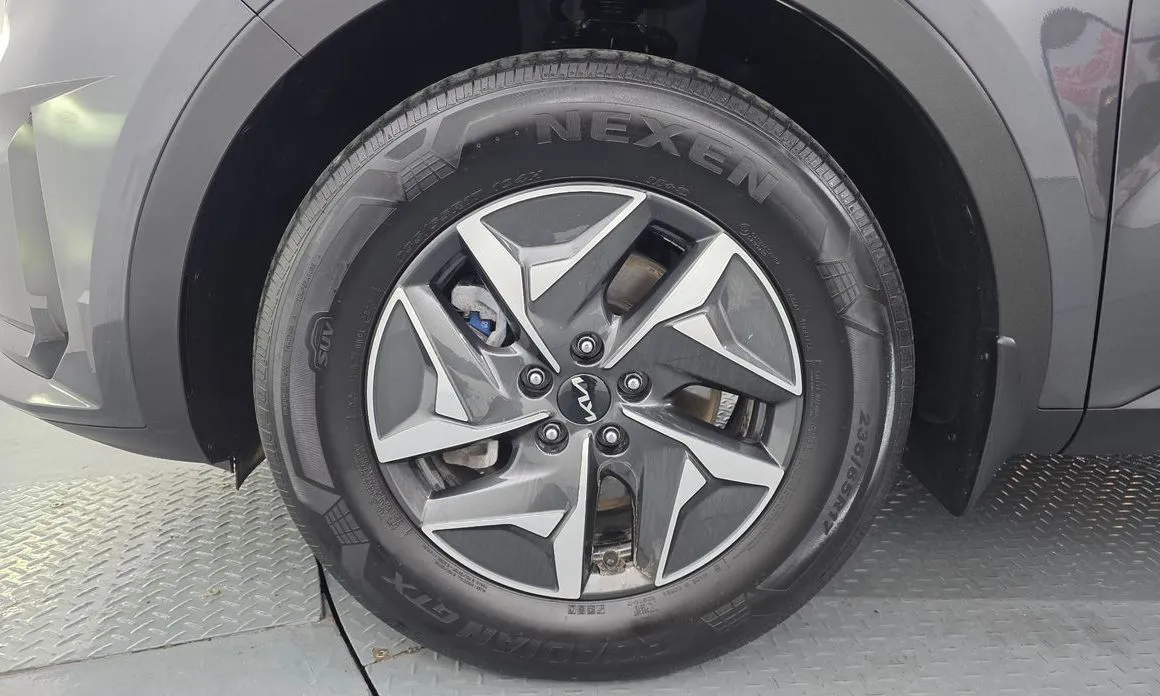 Kia Sorento 2023 из KR, фото 6