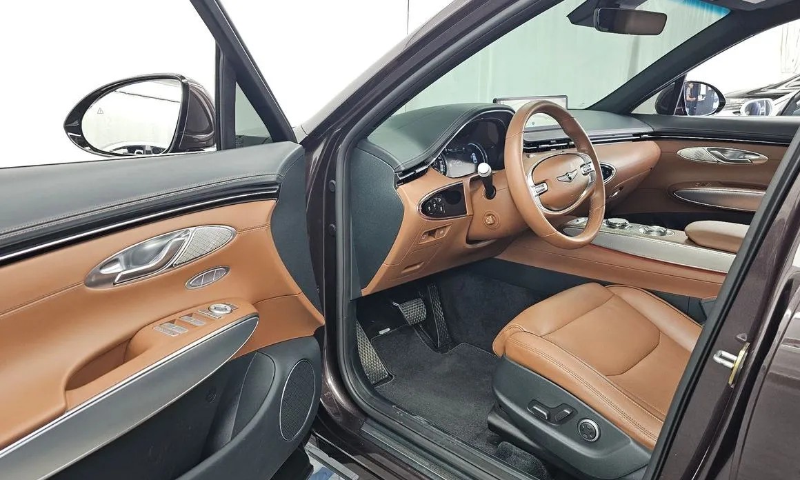 Genesis GV70 2023 из KR, фото 3