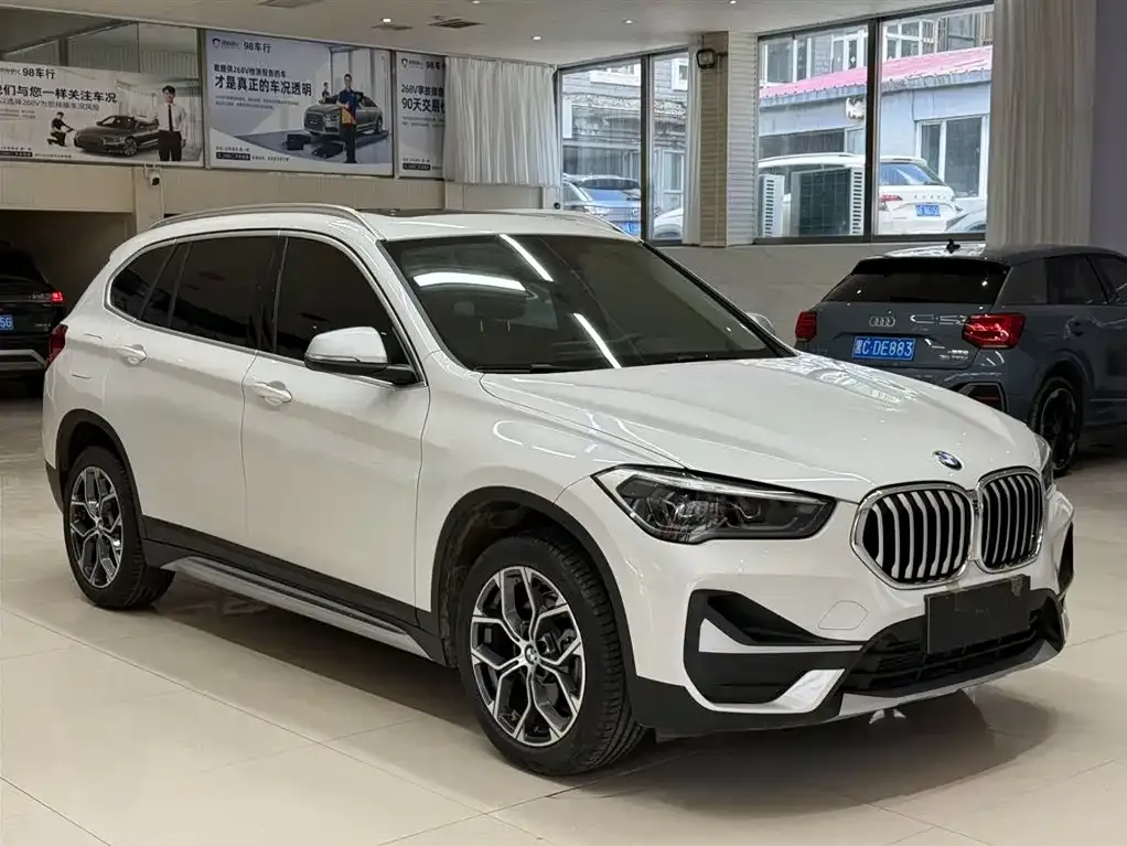 BMW X1 — фото 6