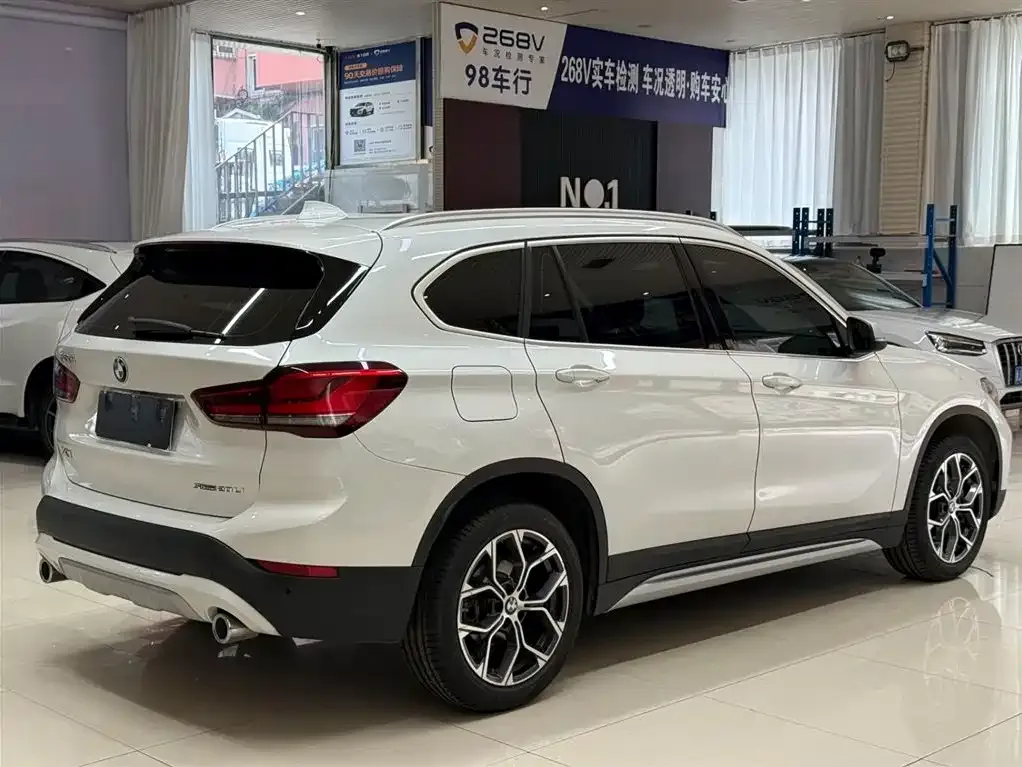BMW X1 — фото 4