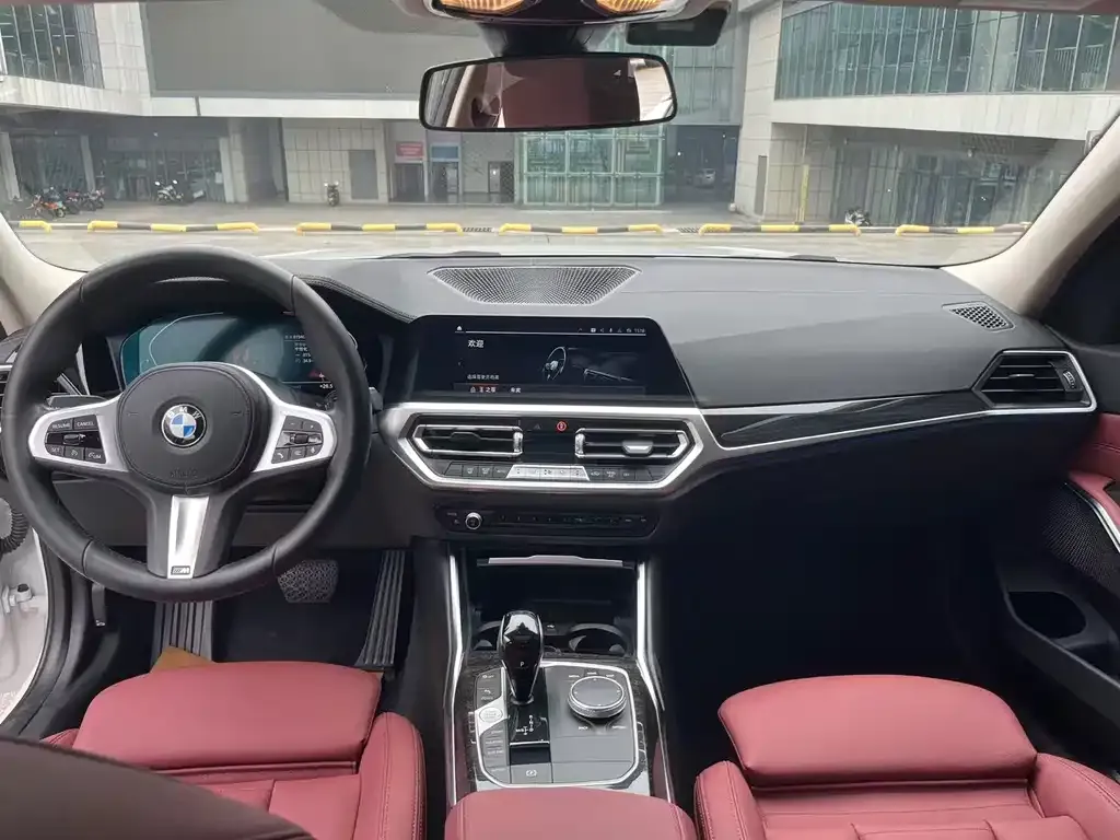 BMW 3 Series 2021 из CN, фото 8