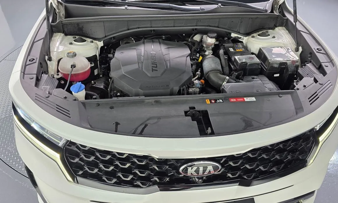 Kia Sorento — фото 6