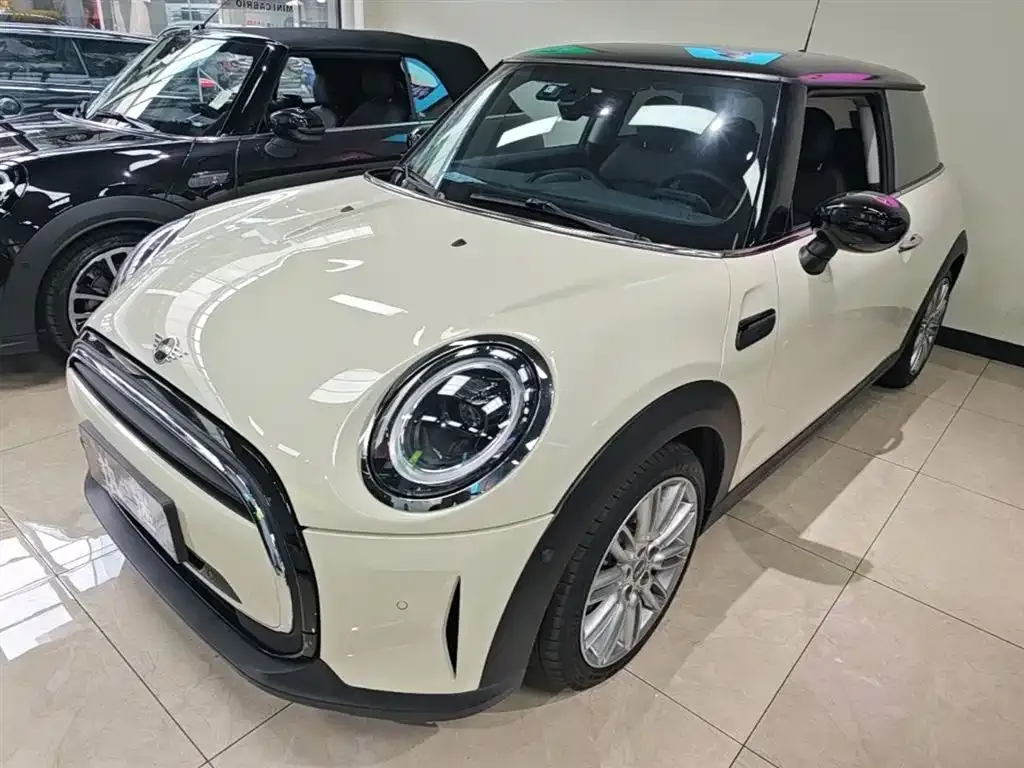 MINI Cooper (3-door) — фото 1