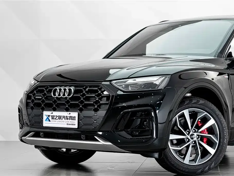 Audi Q5L — фото 3