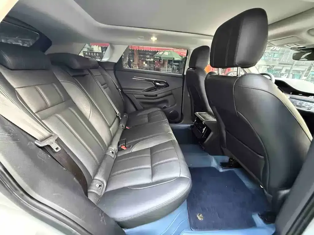 Land Rover Evoque 2023 из CN, фото 2