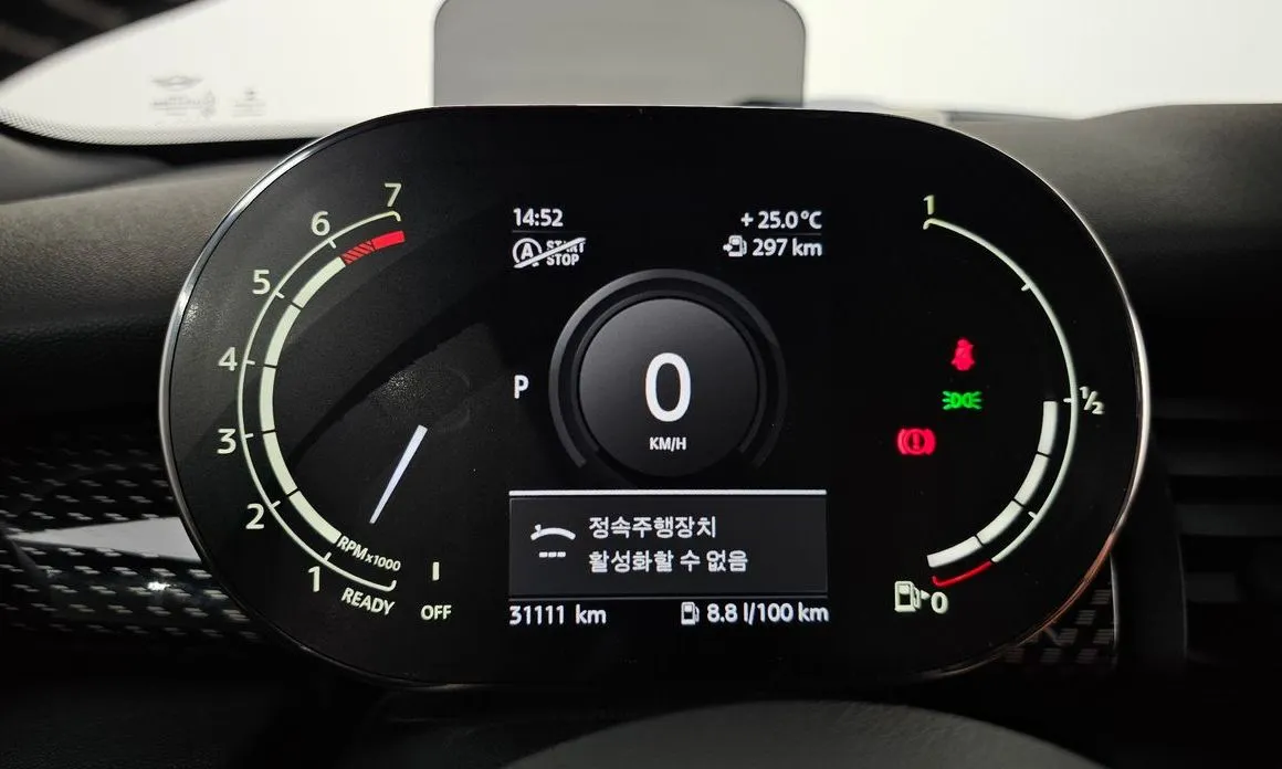 Mini Cooper Convertible 2021 из KR, фото 2