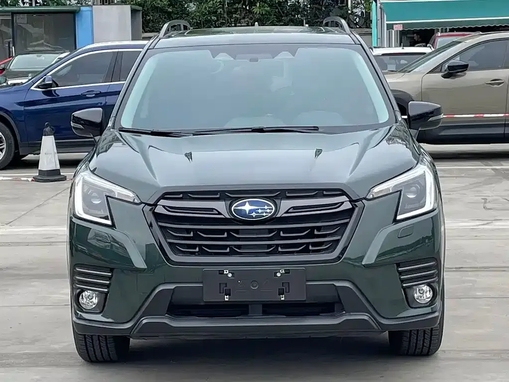 Subaru Forester — фото 2