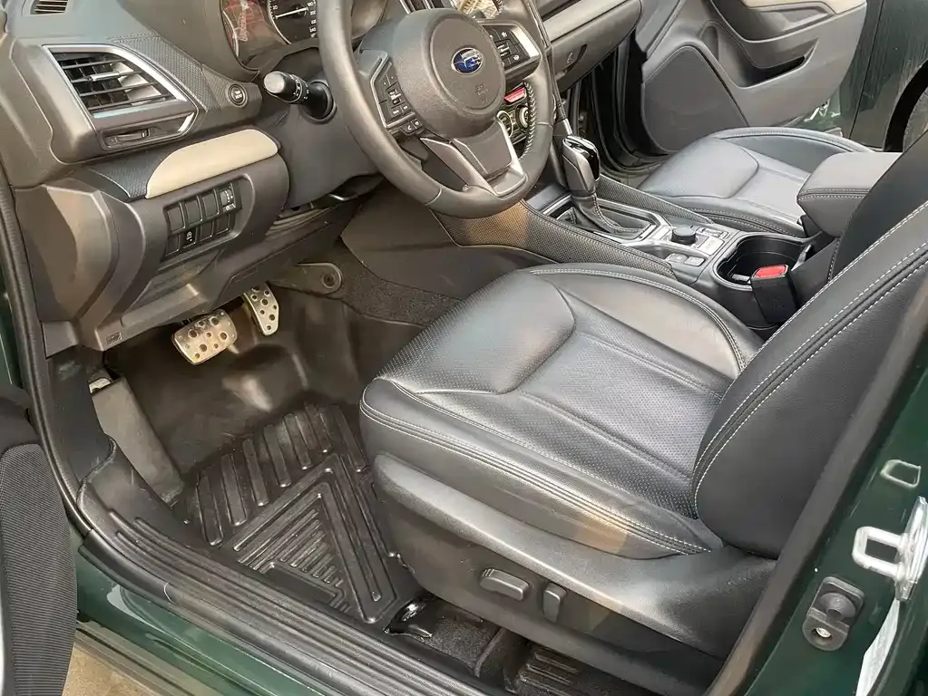 Subaru Forester — фото 10