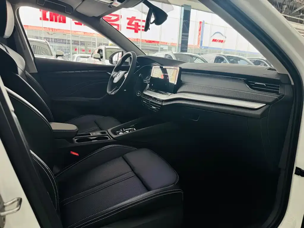 Skoda Octavia — фото 2