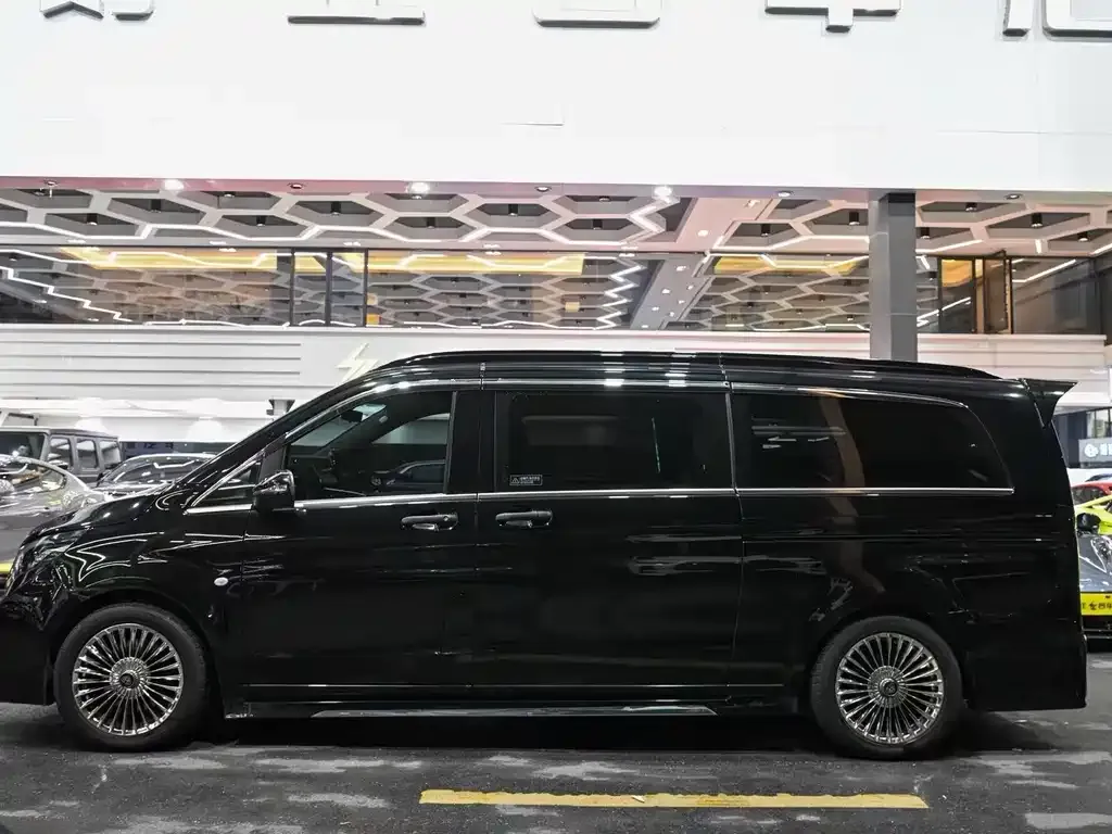 Mercedes-Benz Vito — фото 2
