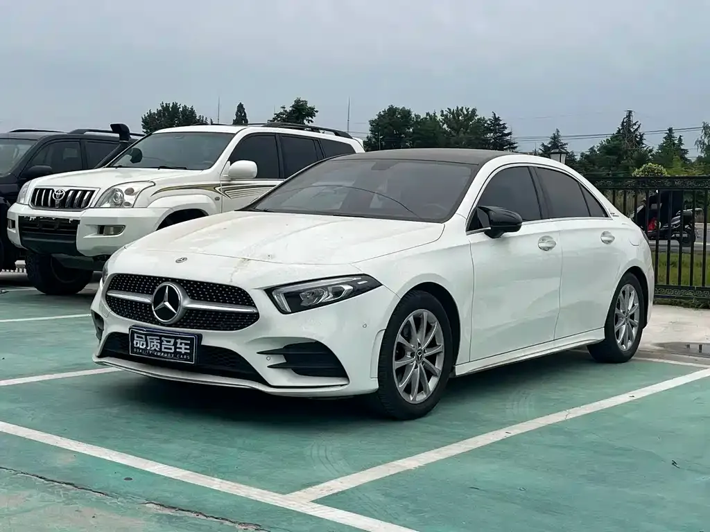Mercedes-Benz A-Class — фото 1