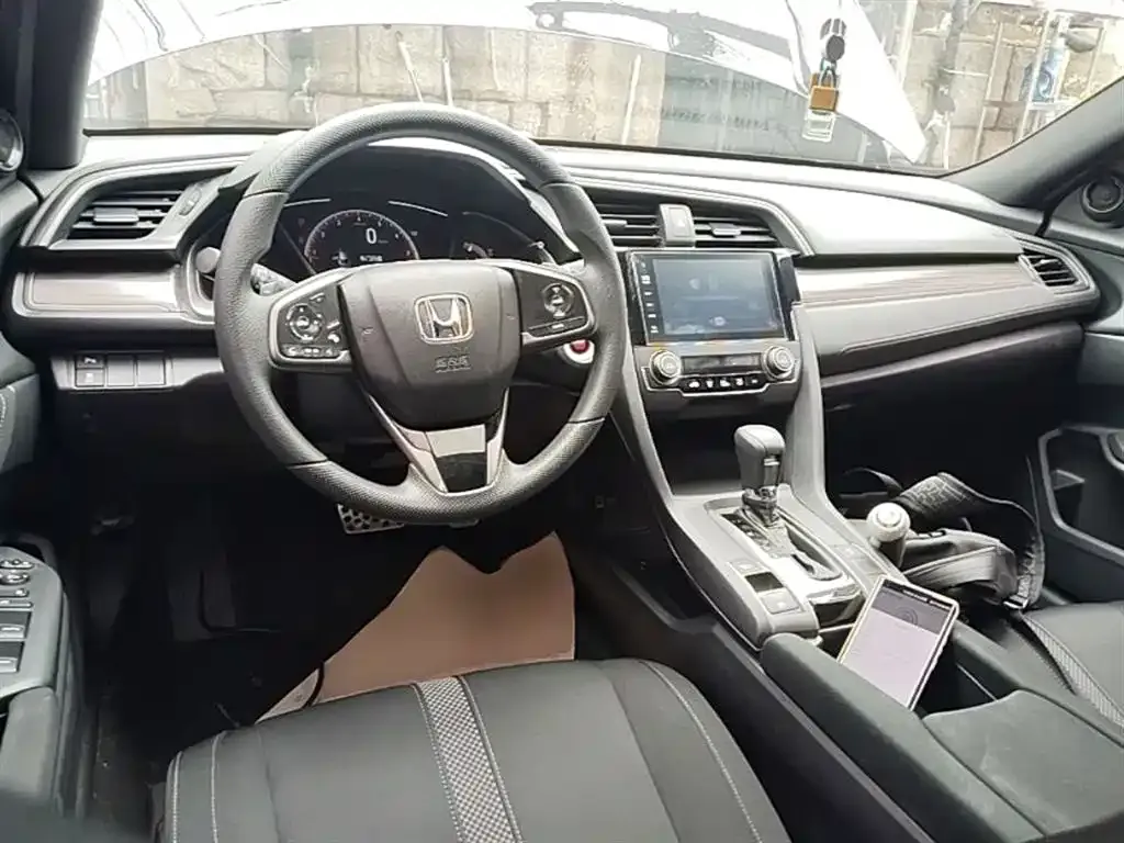 Honda Civic — фото 9